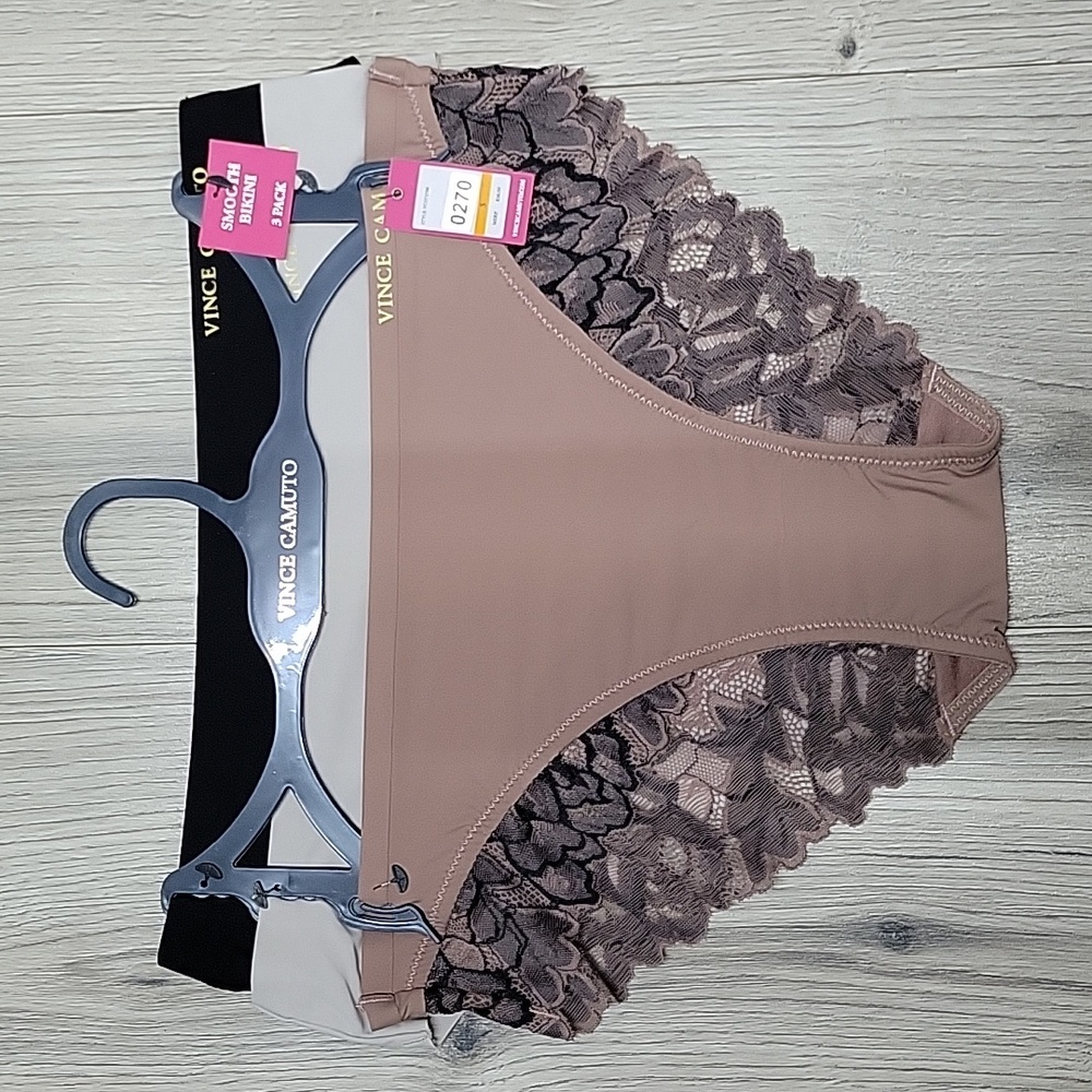 VINCE CAMUTO SMOOTH BIKINI.